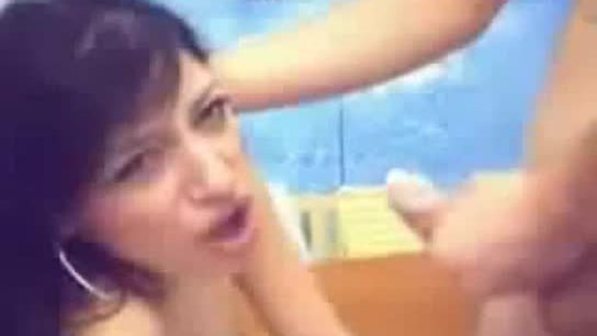 Petite amateur young got facial banged e89