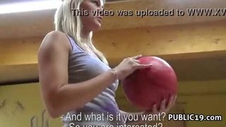 Super fine amateur teen gets hard outdoor sex