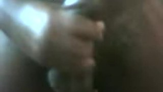 Ebano se masturbando