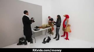Wanna do sex for money 1