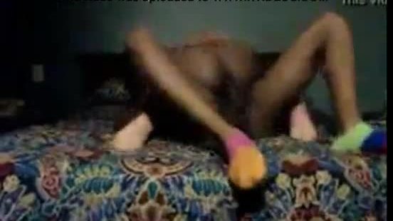 She moans so good