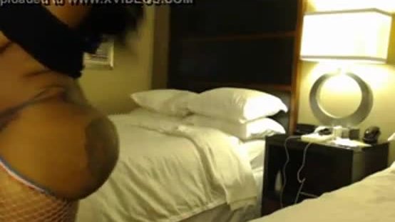 Two ebony show her big ass and tits